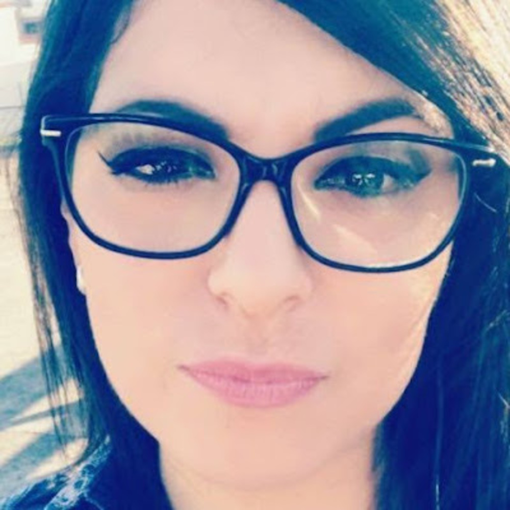 Meet your Posher, Andrea